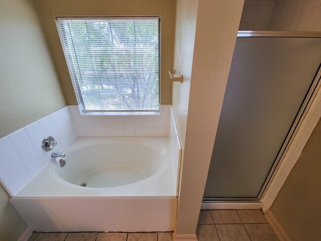 Building Photo - 21807 Aspen Mist Ln