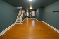 Building Photo - 2115 Sigel St