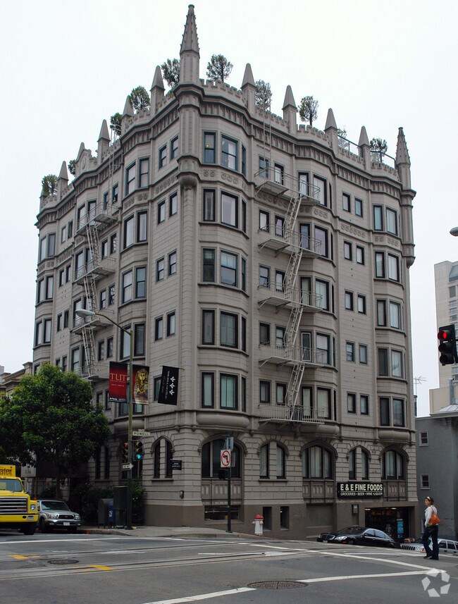Building Photo - 795 Pine