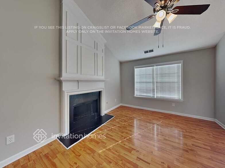 Building Photo - 390 Bass Way NW