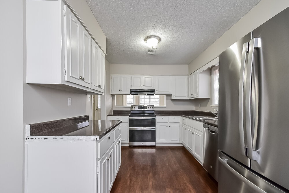 Building Photo - 7371 Hollorn Ln