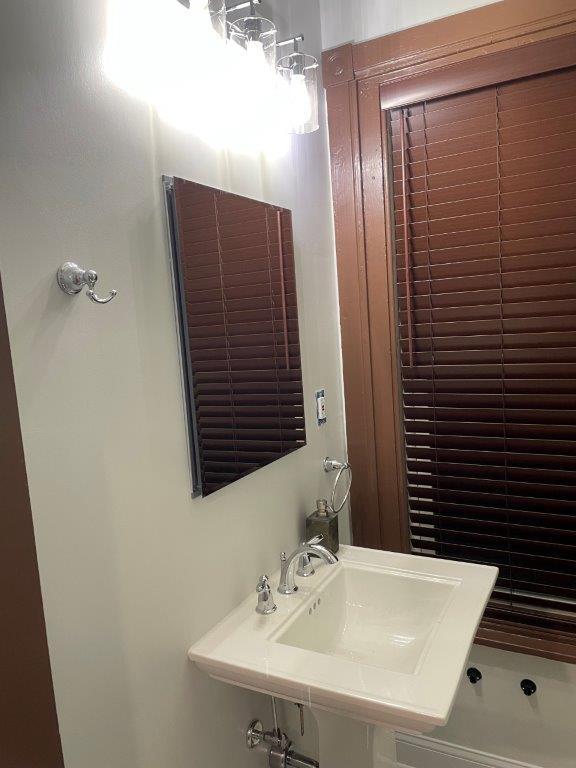 Bath - 317 W Barnard St