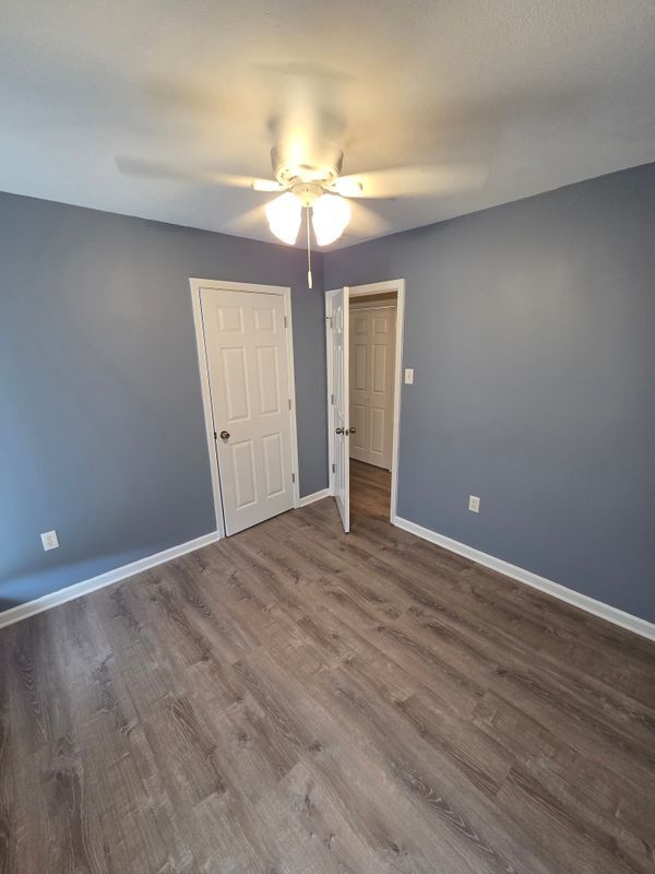 Building Photo - 16115 Bolivar Dr