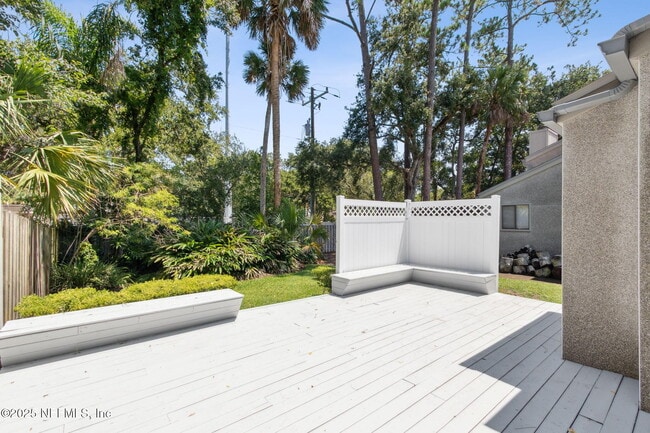 Building Photo - 455 Selva Lakes Cir