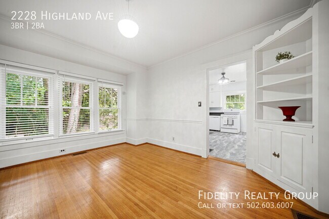 Building Photo - 2228 Highland Ave