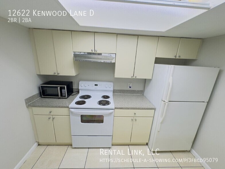 Building Photo - 12622 Kenwood Ln