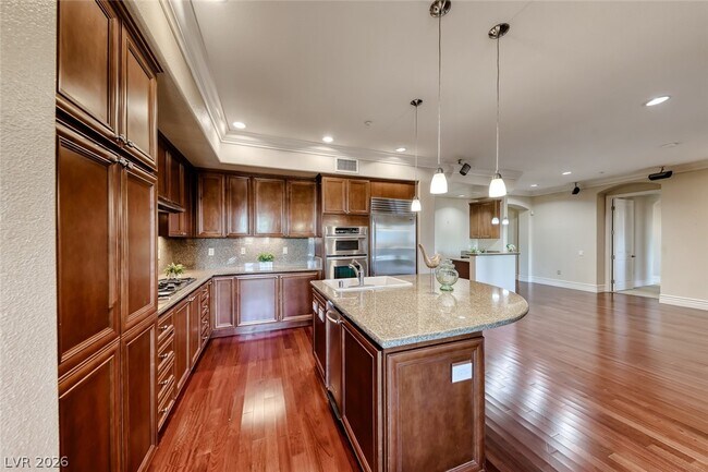 Building Photo - 20 Via Mantova