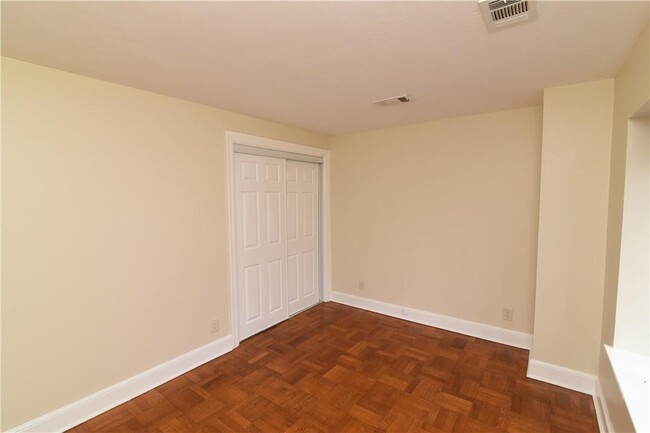 Building Photo - 316 Chateau Rive