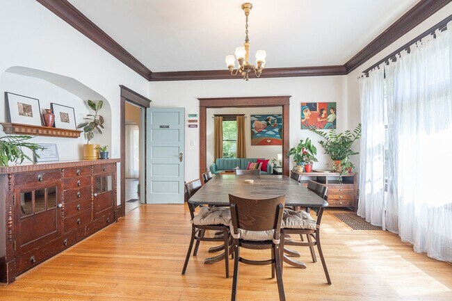 Building Photo - Charming Sabin Craftsman with Fenced Yard, Deck, and More!