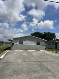 Building Photo - 11611 SW 215th St
