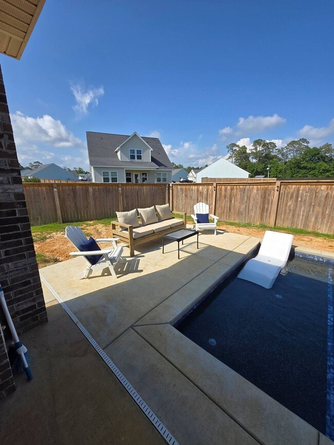 Building Photo - 13812 E El Bonito Dr