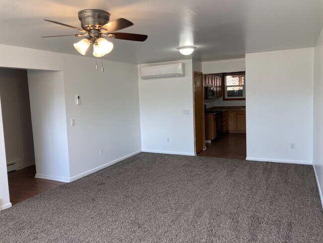 Building Photo - 4th Street Duplex