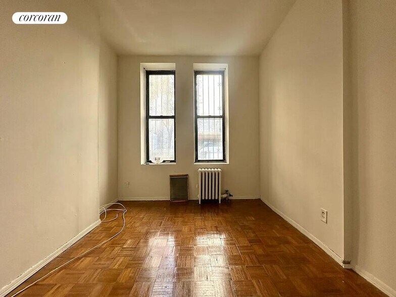 Primary Photo - 426 E 66th St
