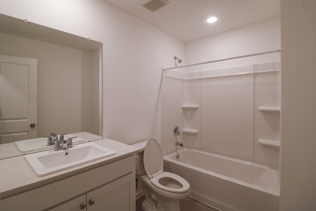 Building Photo - 2511 Night Emerald Dr