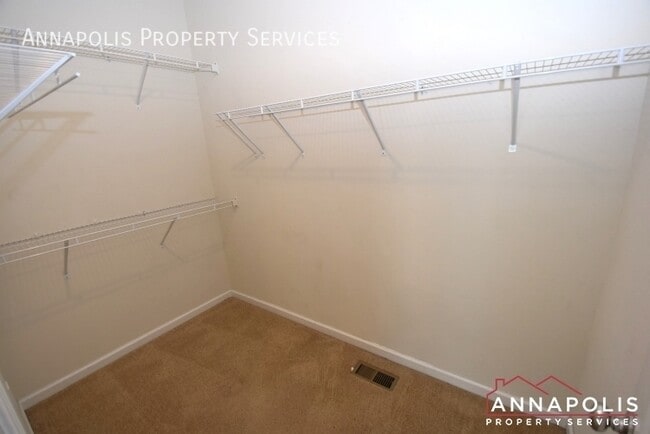 Building Photo - 7736 Cresap Ln