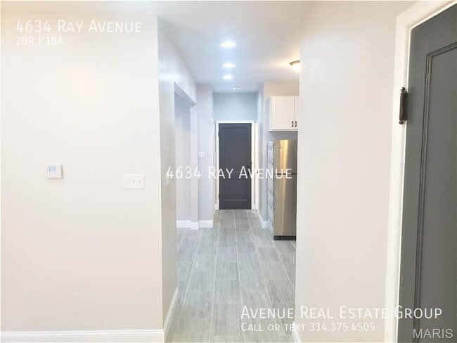 Building Photo - 4634 Ray Ave