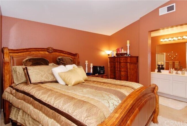 Building Photo - 27180 Frost Ct