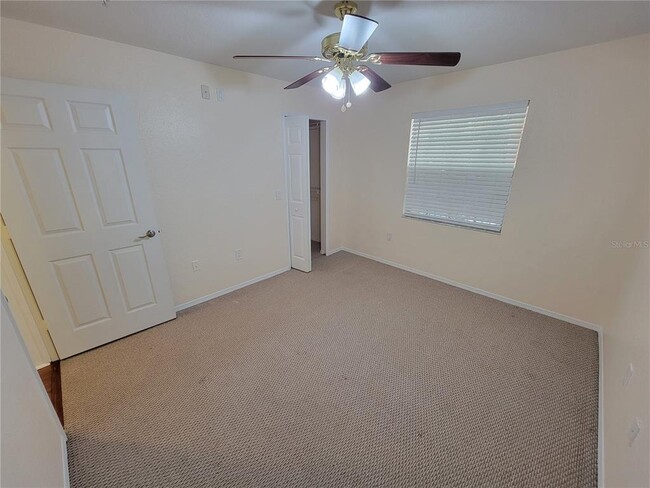 Building Photo - 14013 Fairway Island Dr