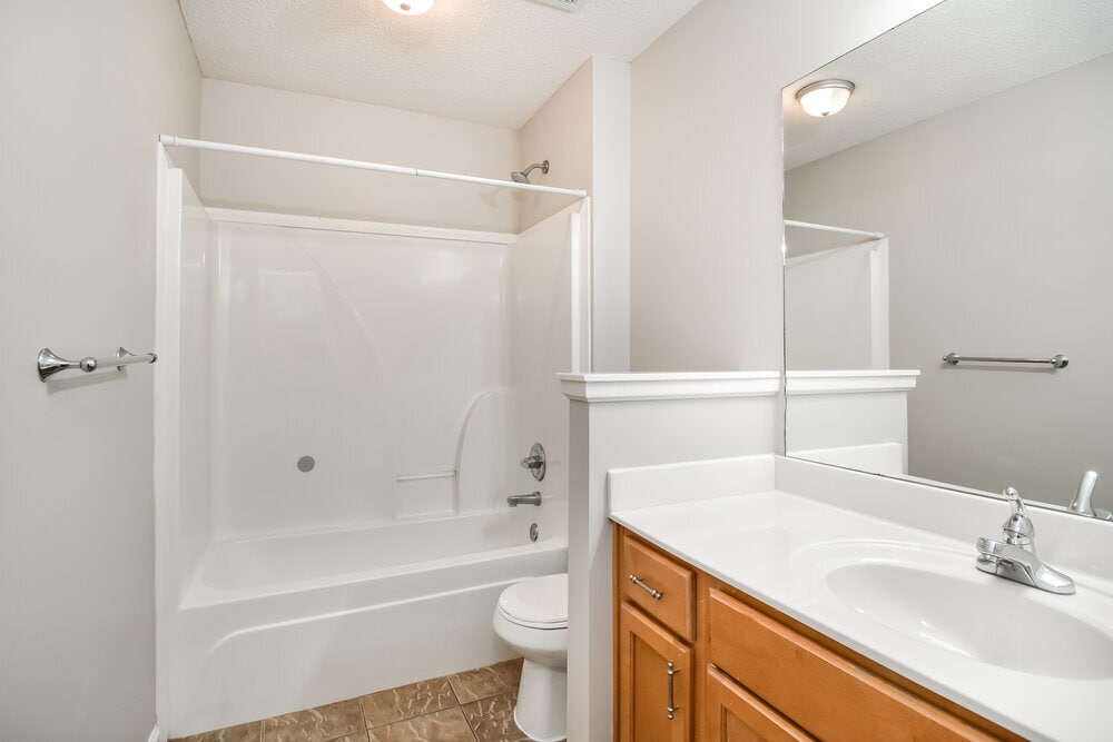 Building Photo - 10173 Evening Hill Dr