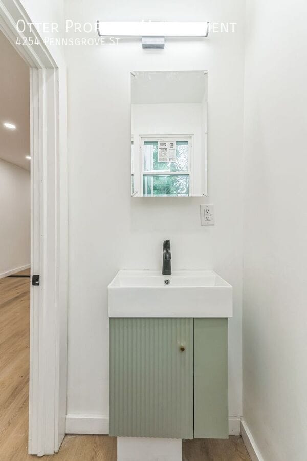 Building Photo - 4254 Pennsgrove St