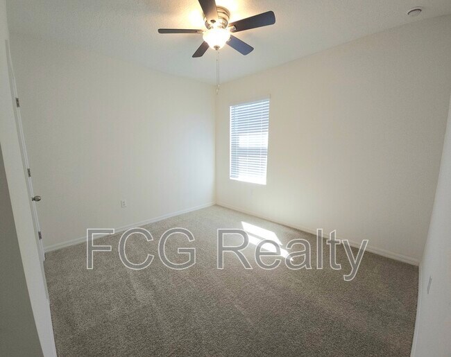 Building Photo - 85 Hickory Course Pass