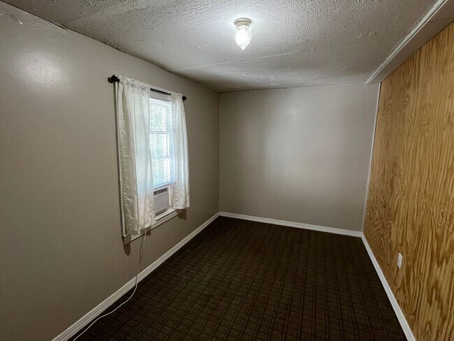 Building Photo - 2535 Marble St