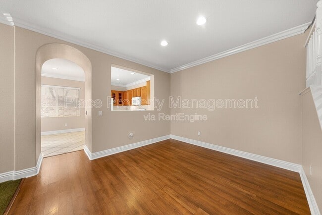 Building Photo - 6223 Avenida De Las Vistas