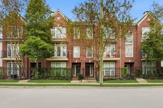 Building Photo - 1314 W Webster St