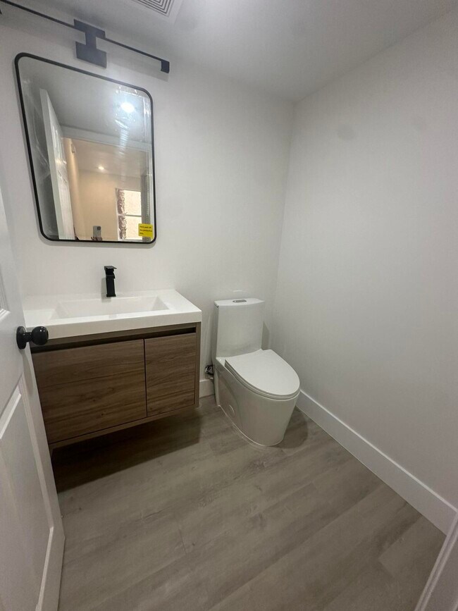 Building Photo - 10702 NW 1st Ct