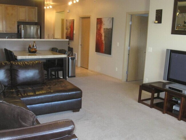 Building Photo - 508 Darby Dr