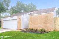 Building Photo - 17207 E Sugar Meadow Dr