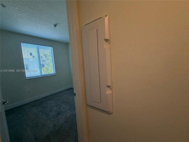 Building Photo - 10222 NW 64th Way