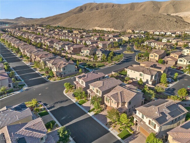 Building Photo - 12243 Loggeta Way