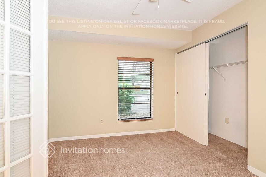 Building Photo - 5368 Black Pine Dr