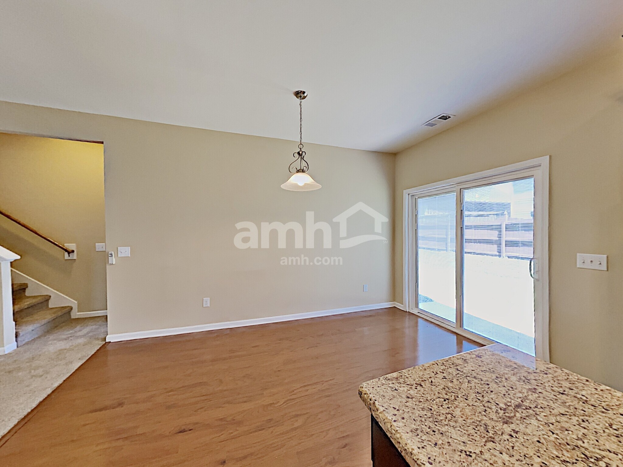 Building Photo - 207 S Dunnwood Ln