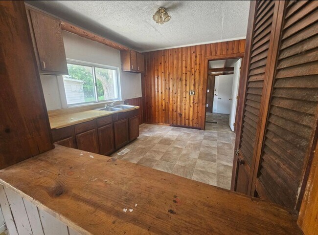 Building Photo - Owner Finance – NO Credit Check! 3 Bed Home – Move In Fast!