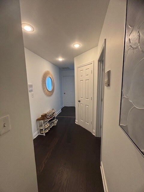 Building Photo - 3477 N Clark St