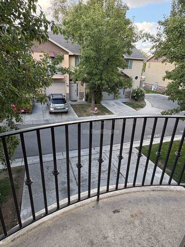 Building Photo - 260 Ailee Lane