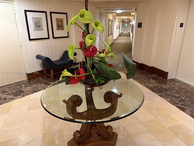 Building Photo - 19501 W Country Club Dr