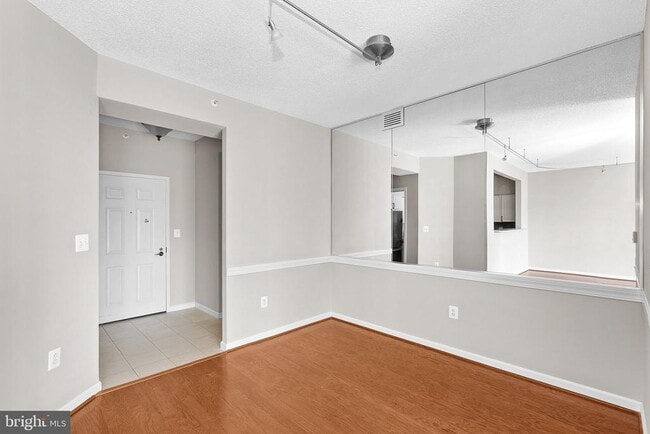 Building Photo - 19375 Cypress Ridge Terrace
