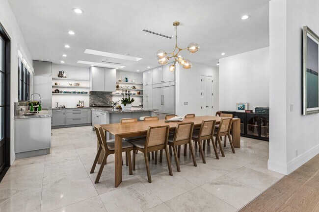 Building Photo - 16388 Bridlewood Cir
