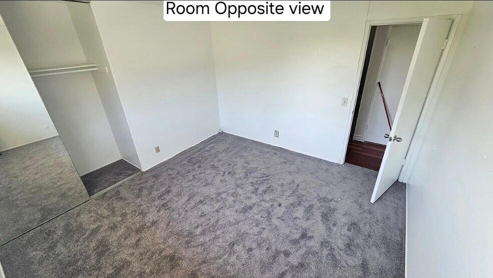 Building Photo - 832 Adelita St