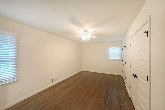 Building Photo - 1769 Hammond Woods Cir SW