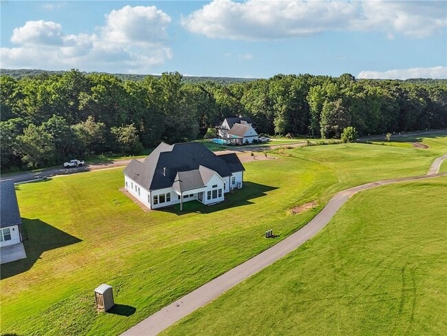 Building Photo - 2049 Chestnut Oak Trl