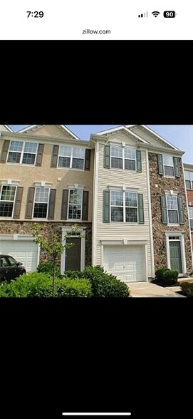 Primary Photo - 189 Hudson Dr