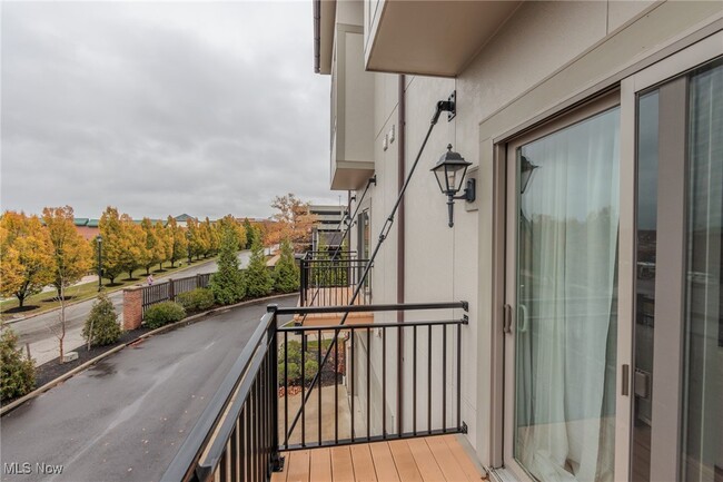 Building Photo - 29 Ashbourne Dr