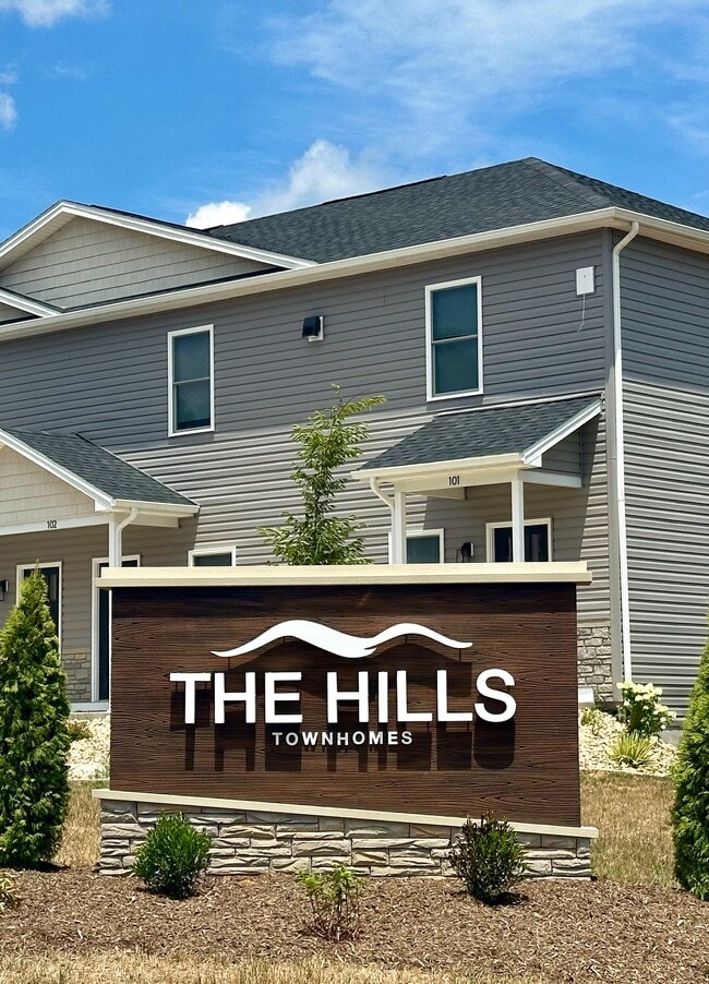 Building Photo - The Hills Townhomes 101-108