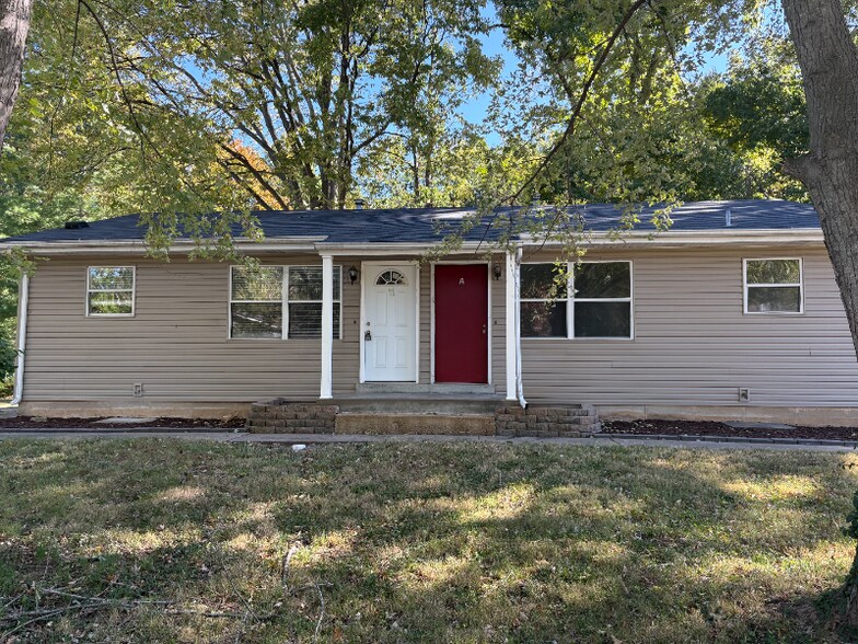 Primary Photo - 14 Joan Dr