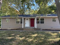 Building Photo - 14 Joan Dr