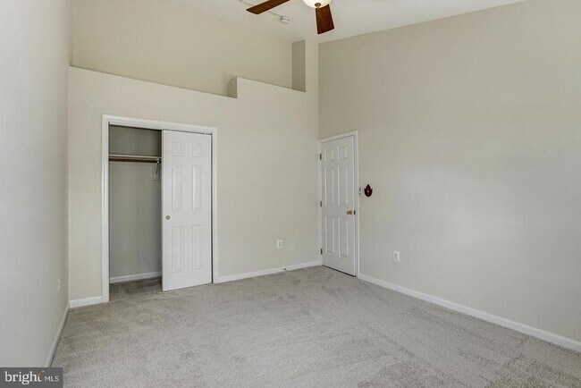 Building Photo - 6563 McKenna Way